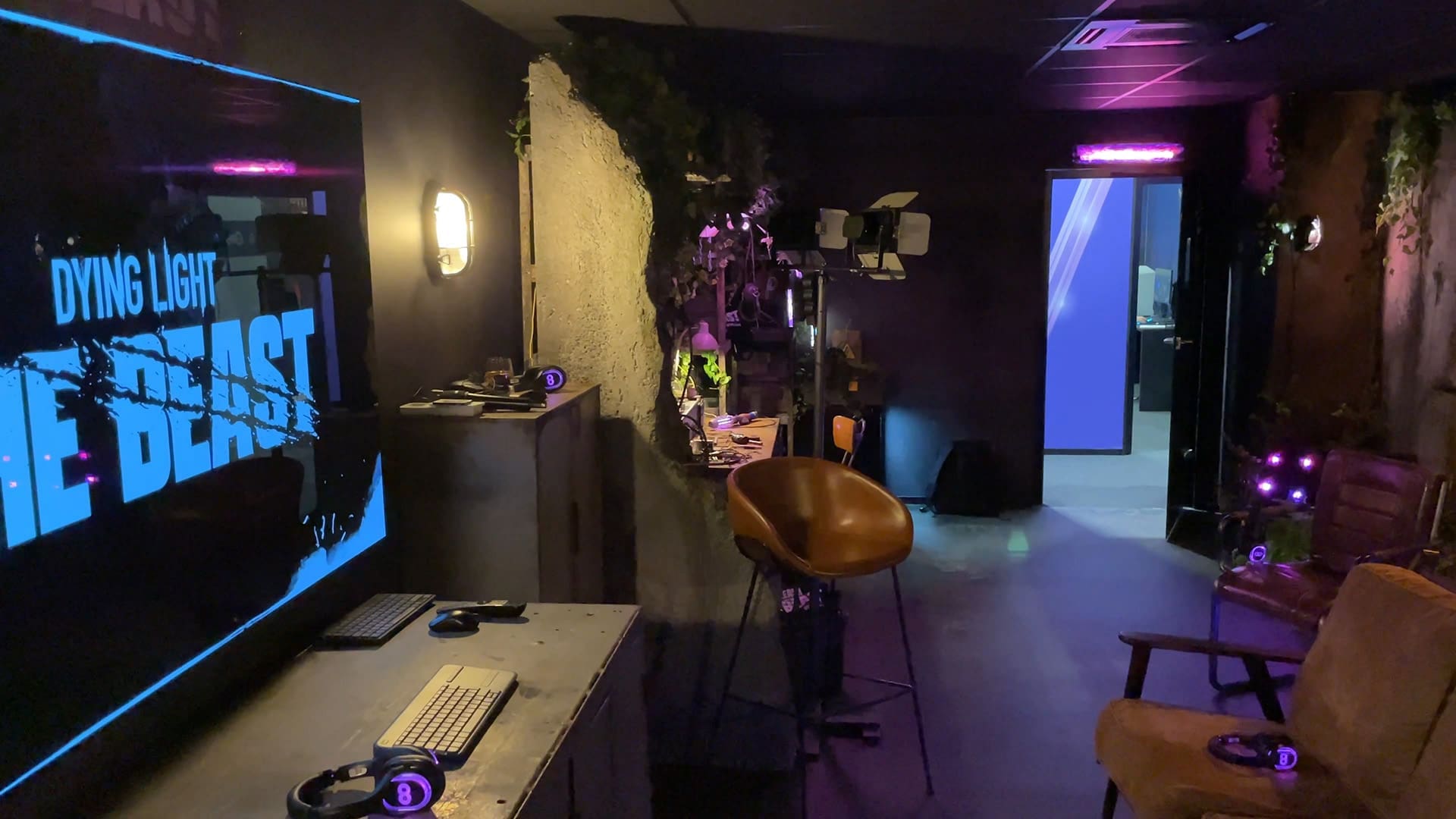 Dying Light The Beast gamescom 2024 preview image 1 behind closed doors booth room view