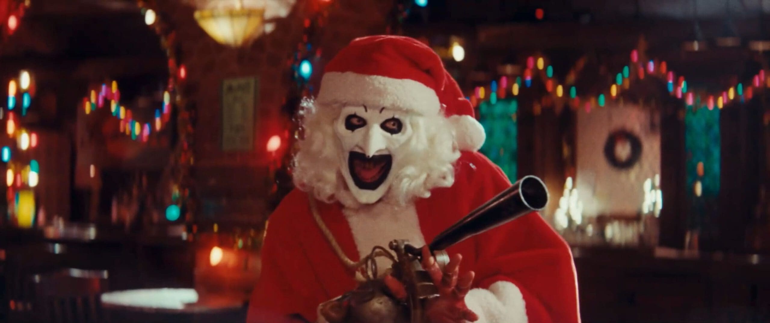 Terrifier 3 review screenshot 3 freezing to death